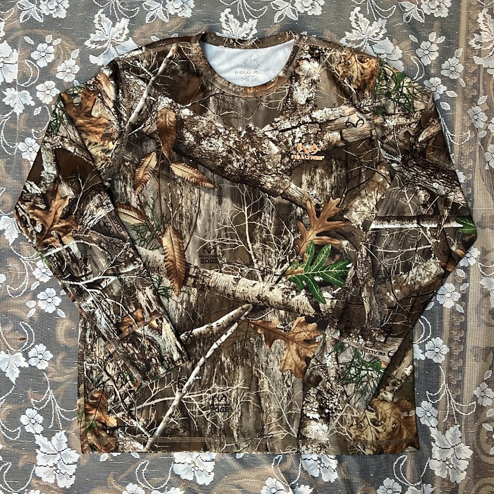 Realtree Shirt Unisex Brown Green Camo HD Camouflage Hunting Long Sleeve